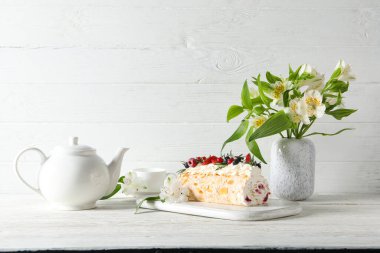 Kremalı pasta, lezzetli ve lezzetli yemek kavramı.