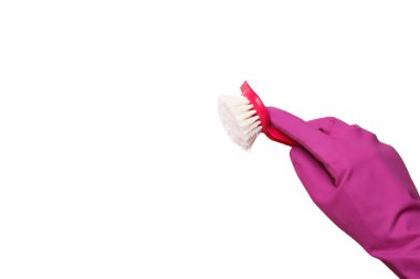 Bahar temizliği, temiz fırçalı pembe lastik eldiven, beyaz arka planda izole edilmiş, PNG.