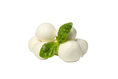 PNG, mozzarella peyniri ve fesleğen topları, beyaz arka planda izole edilmiş.