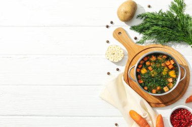 Sebze çorbası, sağlıklı beslenme ve sağlıklı yaşam tarzı, ev yapımı.