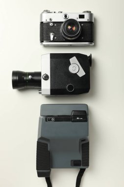 Retro kameralar, geçmişe dönük kameralar.