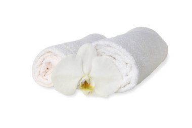Gevşemek için zarif bir orkidesi olan sarılmış havlular, beyaz, PNG
