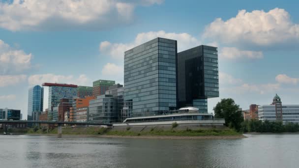 Panoramautsikt Över Berömda Och Populära Postindustriella Hipster Distriktet Staden Düsseldorf — Stockvideo