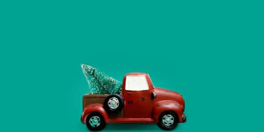 Noel 'de Noel Baba' ya yeşille yazılmış bir mektup. Davetiye. Dilekler için yer. Yukarıdan görüntüle.