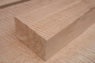 Maple wood sawed timber has tiger stripe or curly stripe grain
