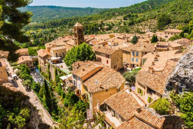 Moustiers Sainte Marie, Provence, Provence Alpes Cote d'Azur, France