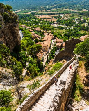 Moustiers Sainte Marie, Provence, Provence Alpes Cote d'Azur, France