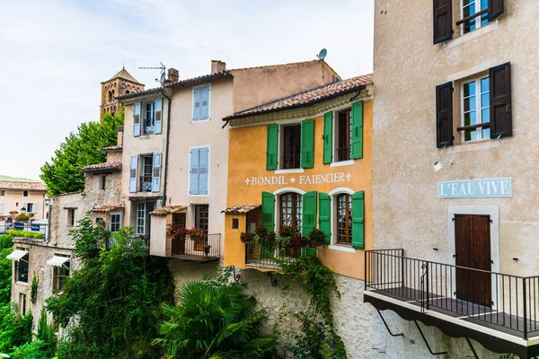 Moustiers Sainte Marie, Provence, Provence Alpes Cote d'Azur, France