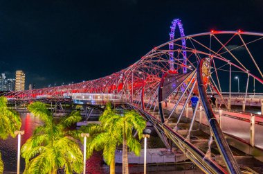 Singapur 8 Nisan 2025. Marina Bay Sands ile Singapur 'un ufuk çizgisi, Merlion finans bölgesi. Singapur, Malezya 'nın güneyinde bir ada-şehir devleti..