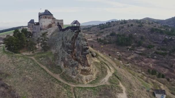 มมองทางอากาศของปราสาท Boldogko ในฮ งการ — วีดีโอสต็อก