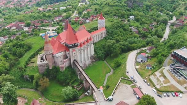 Hermosa Vista Aérea Del Castillo Vajdahunyad Transilvania — Vídeo de stock