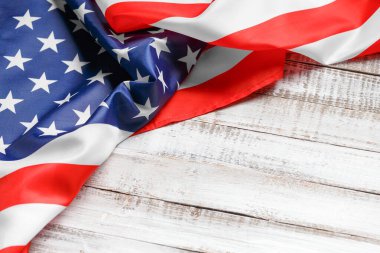 Kırsal ahşap arka planda yıldızlar ve çizgiler Amerikan bayrağı, üst manzara, kopyalama alanı. Amerikan halkının gururu. ABD 'de bağımsızlık, özgürlük ve vatanseverliğin sembolü.