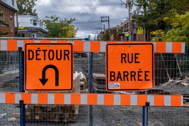 Montreal, Kanada - 08 Ekim 2022: La Fontaine caddesinde inşaat alanı.