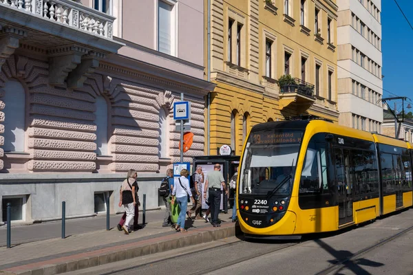 Budapest Hungary September 2022 Yellow Streetcar Station Buda Part Budapest — Stock Photo, Image