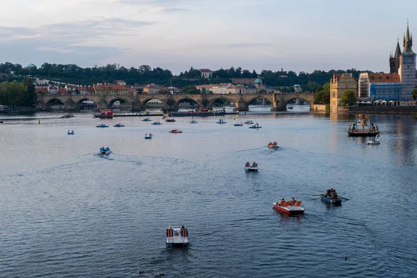Praga República Checa Setembro 2022 Ponte Carlos Rio Vltava — Fotografia de Stock
