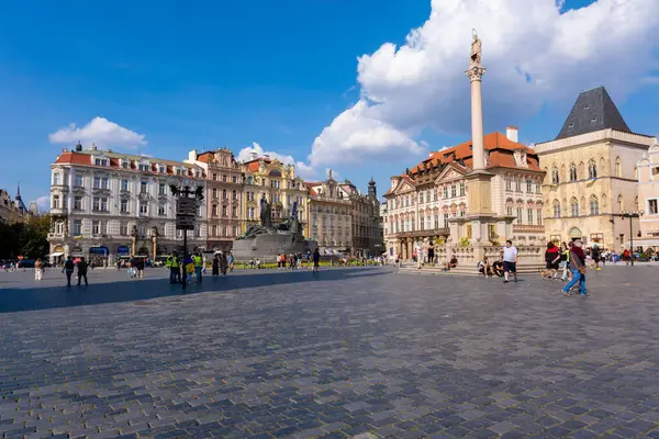 Praga Repubblica Ceca Settembre 2022 Gente Cammina Sulla Piazza Della — Foto Stock