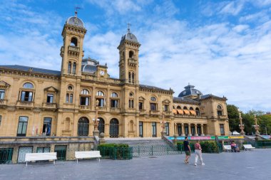 Donostia-San Sebastian, İspanya - 15 Eylül 2022: San Sebastian Belediye Binası, Donostiako Udala