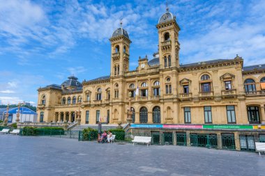 Donostia-San Sebastian, İspanya - 15 Eylül 2022: San Sebastian Belediye Binası, Donostiako Udala