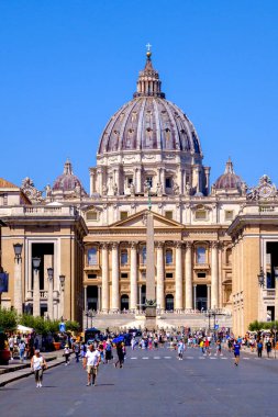 Roma, IT - 11 Ağustos 2023 Via della Conciliazione ve St. Peter Bazilikası