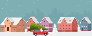 Kış karlı şehir manzarası, kırmızı araba, Noel Baba sürüşü ve Noel ağacı. Kar yığınları ve köknar ağaçları arasında süslü çelenklerle süslenmiş bir kar şehri..