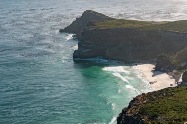 Ümit Burnu manzarası. Güney Afrika seyahatleri, Atlantik Okyanusu Körfezi.