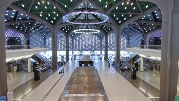 Medina Saudi Arabia January 2023 Tampilkan Tampilan Interior Stasiun Kereta — Stok Video