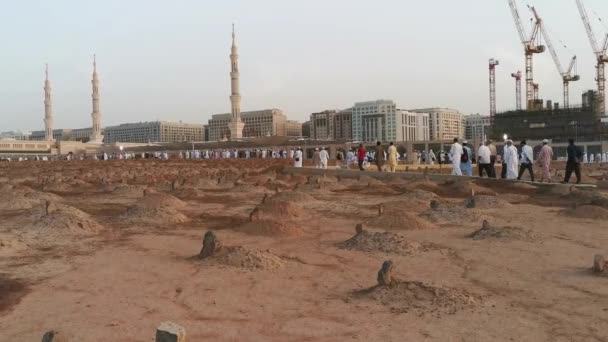 Baqee のビュー マディーナ サウジアラビア王国のマスジド モスク 預言者のモスクでイスラム教徒の墓地 — ストック動画