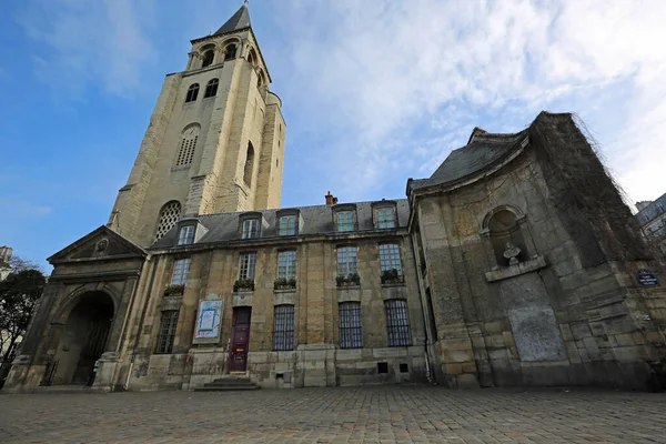 Vista Frontal Iglesia Saint Germain Des Pres Siglo Xvi París —  Fotos de Stock