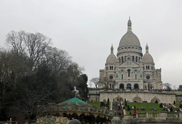 Árbol Basílica Sacre Coeur París Francia —  Fotos de Stock