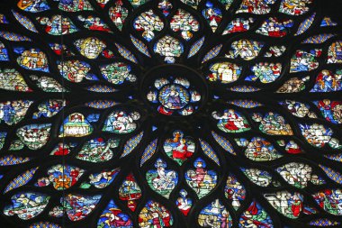 Gül penceresi - Sainte-Chapelle, Paris, Fransa