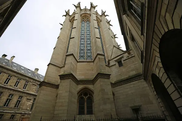 Vista Torre Sainte Chapelle París Francia —  Fotos de Stock
