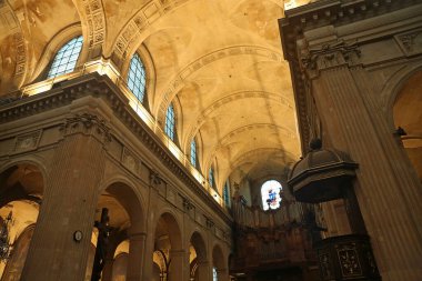 Tavan ve org Saint-Nicolas-Du-Chardonnet - 18. yüzyıl - Paris, Fransa