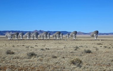 Batıya bakan antenler - Çok Büyük İstasyon, New Mexico