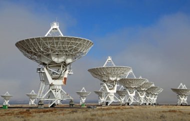 Ovalardaki Astronomi - Çok Büyük İstasyon, New Mexico