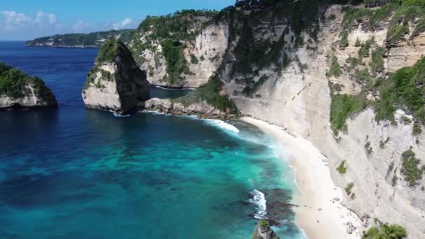 Panorama Med Diamond Beach Nusa Penida Indonesien Royaltyfri Stockfilm