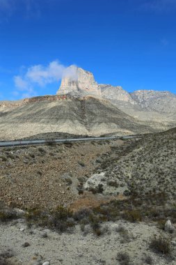 El Capitan dikey - Guadalupe Dağları Ulusal Parkı, Teksas