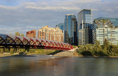 Barış köprüsü ve Calgary, Alberta, Kanada