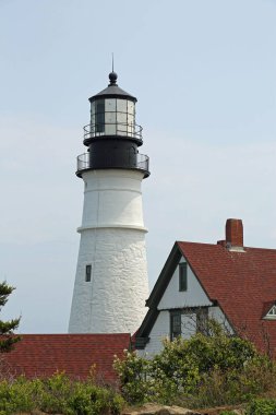 Bekçi evi ve deniz feneri dikey Portland Tepe Işığı, Maine