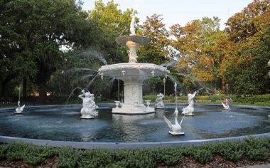 Forsyth Park 'taki Forsyth Fountain, Savannah, Georgia.