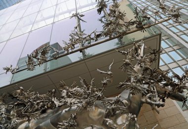 Yükseliş - Toronto, Ontario, Kanada 'da kuş heykeli