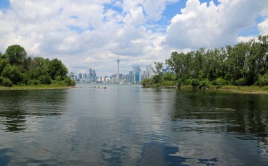 Cennet ve Toronto, Ontario, Kanada