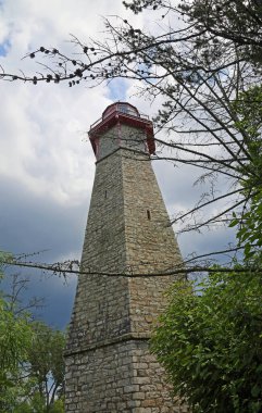 Gibraltar Point Deniz feneri ve yeşil çalı dikey Toronto Adaları, Ontario, Kanada