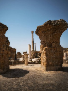 Antoninus Pius, Tunus, Afrika hamamlarının kalıntıları.
