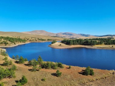 Zlatibor, Sırbistan - 12 Ekim 2023: Zlatibor Altın Gondol teleferiğinin başlangıç istasyonundaki mekanizması, ülkede popüler bir turizm merkezi.