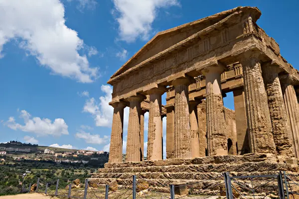 意大利西西里Agrigentos圣殿谷的希腊神庙 — 图库照片