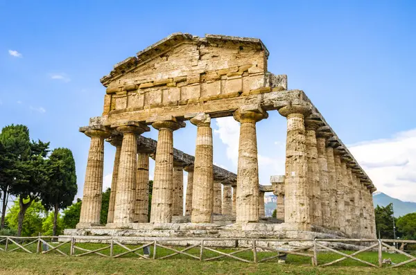 Templo Atenea Paestum Era Una Antigua Ciudad Griega Magna Grecia — Foto de Stock