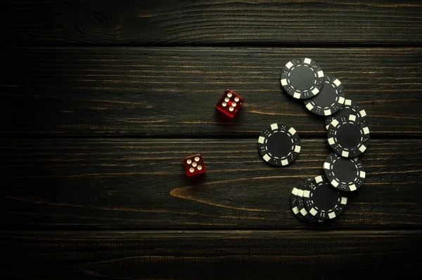 Poker Dice Playing Craps Black Vintage Table Chips Lucky Win — Stock Photo, Image