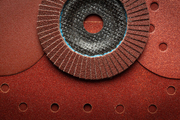 A set of professional wheels and carpentry tools for polishing and cleaning boards or bars. Abrasive tools and sandpaper. Advertising space.