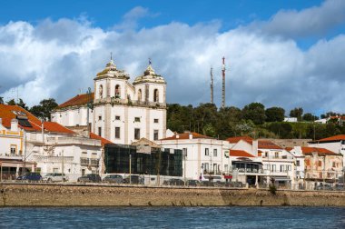 Alcacer do Sal, Setubal Disctrict, Portekiz 'deki Güzel Şehir Manzarası