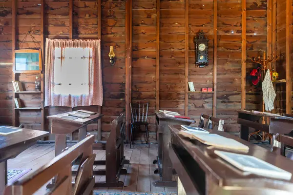 Mini Hollywood Tema Parkı 'ndaki sınıf - Amerikan Vahşi Batı Tarzı